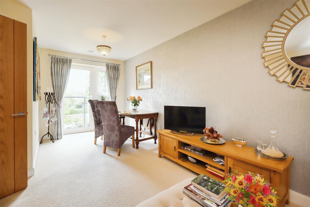Additional image 6 of 1 bed flat for saleSummerfield Place, 117 Wenlock Road, Shrewsbury SY2