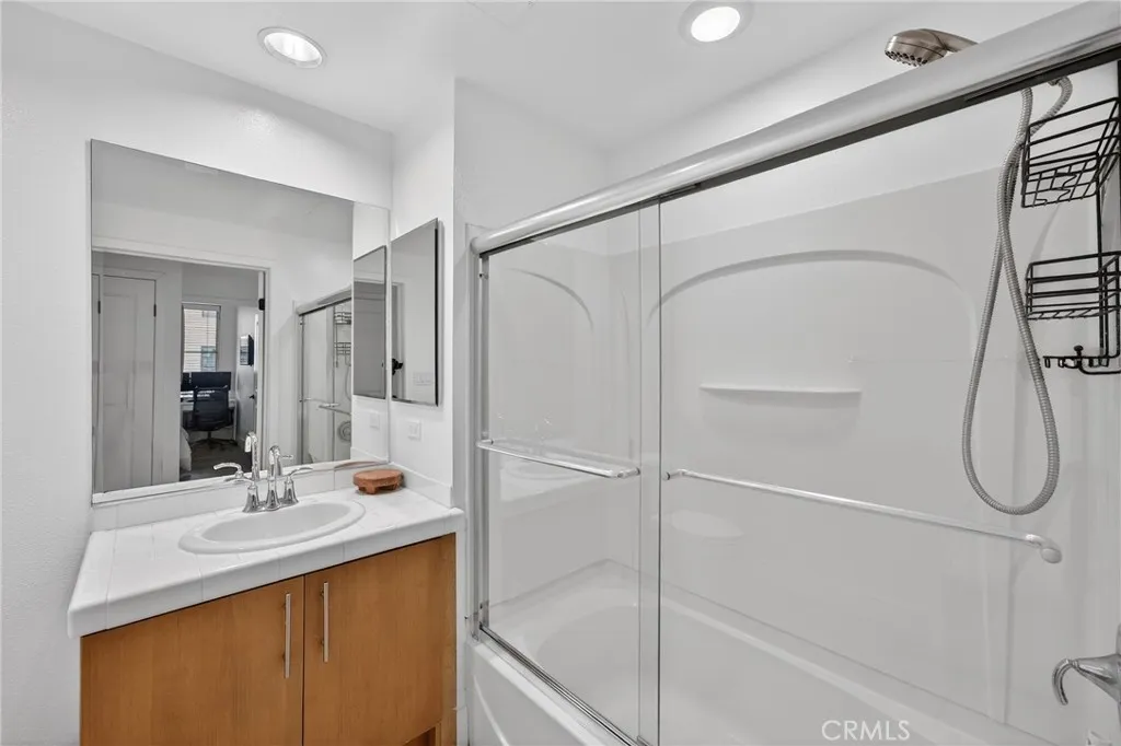 Additional image 23 of 150 The Promenade N Unit 415, Long Beach, CA 90802