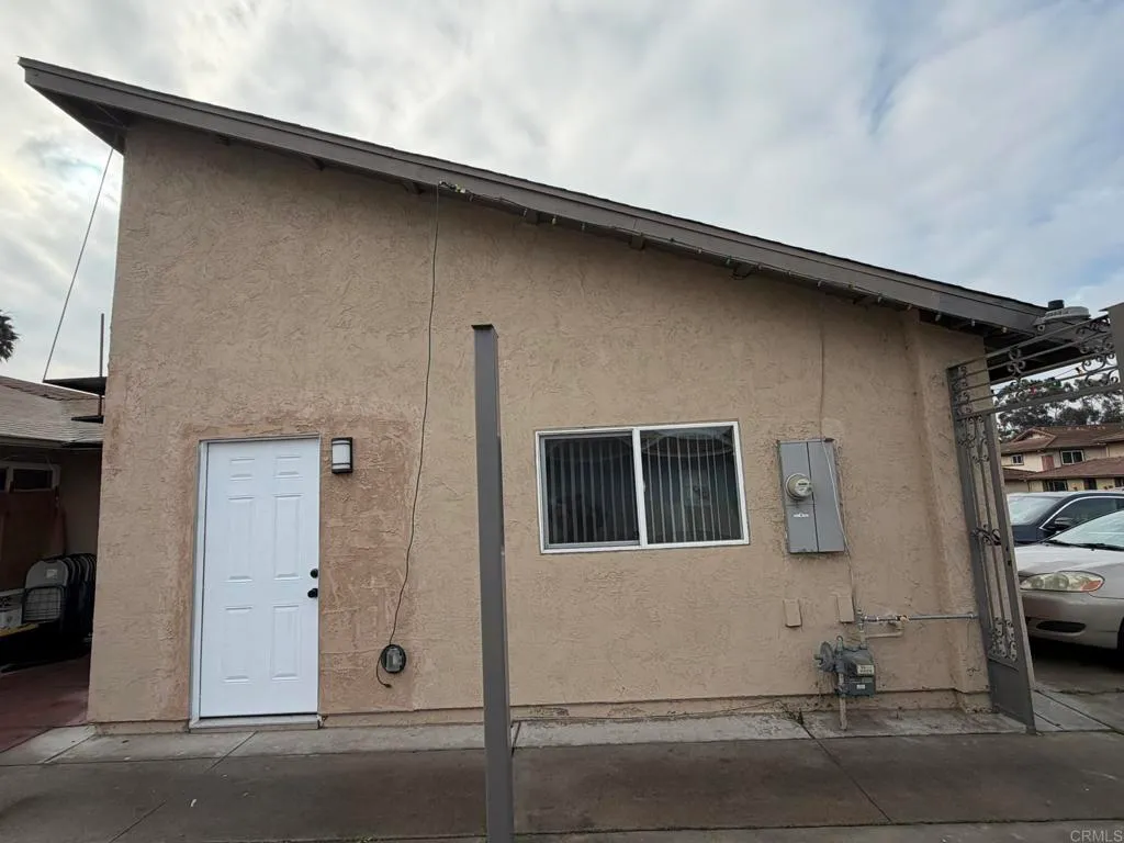 Additional image 2 of 1533 Monterey Pine dr, San Ysidro, CA 92173