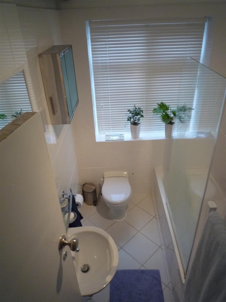 Additional image 2 of 2 Bed Flat, Rutland Court, SE5, N1 7GU