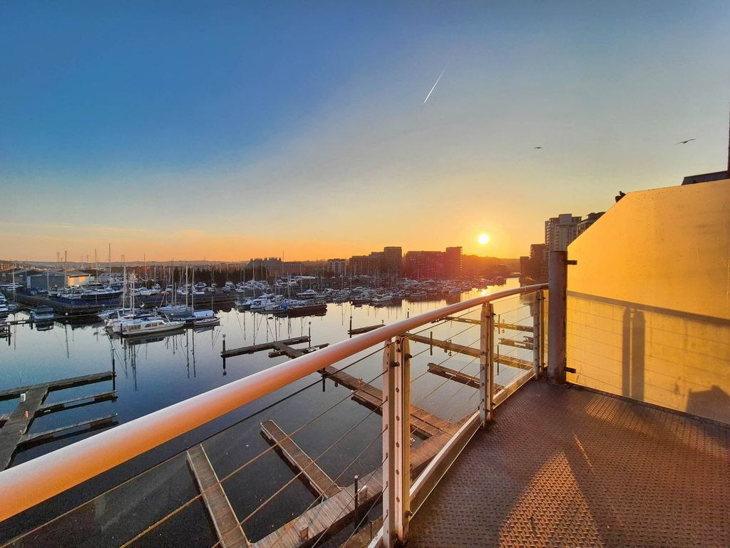 Additional image 29 of 4 bed penthouse for saleNeptune Square, Ipswich IP4