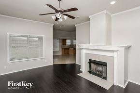 Additional image 2 of 1049 Castle Top Drive, Fort Worth, TX, 76052