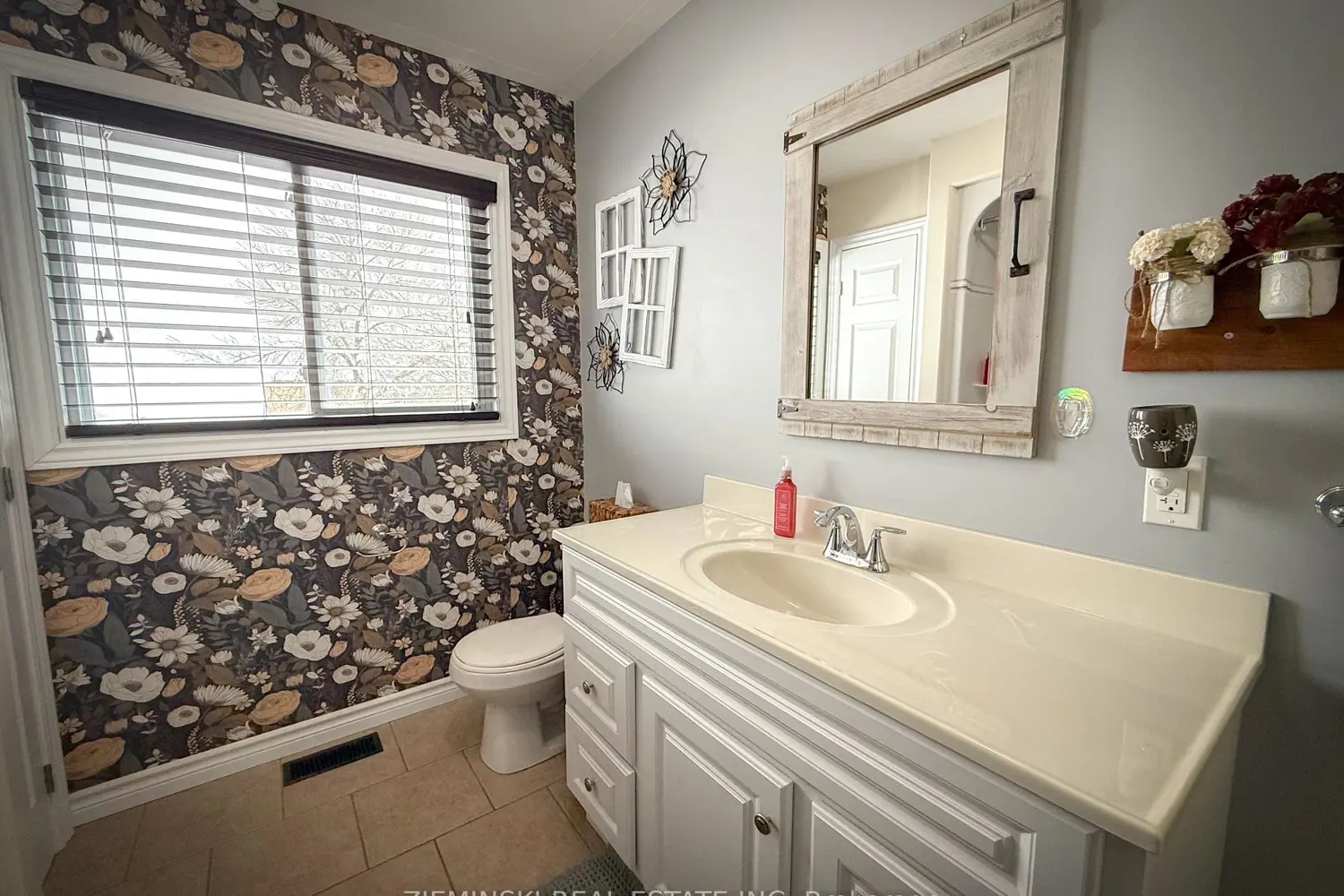 Additional image 14 of 218 Mountjoy Street