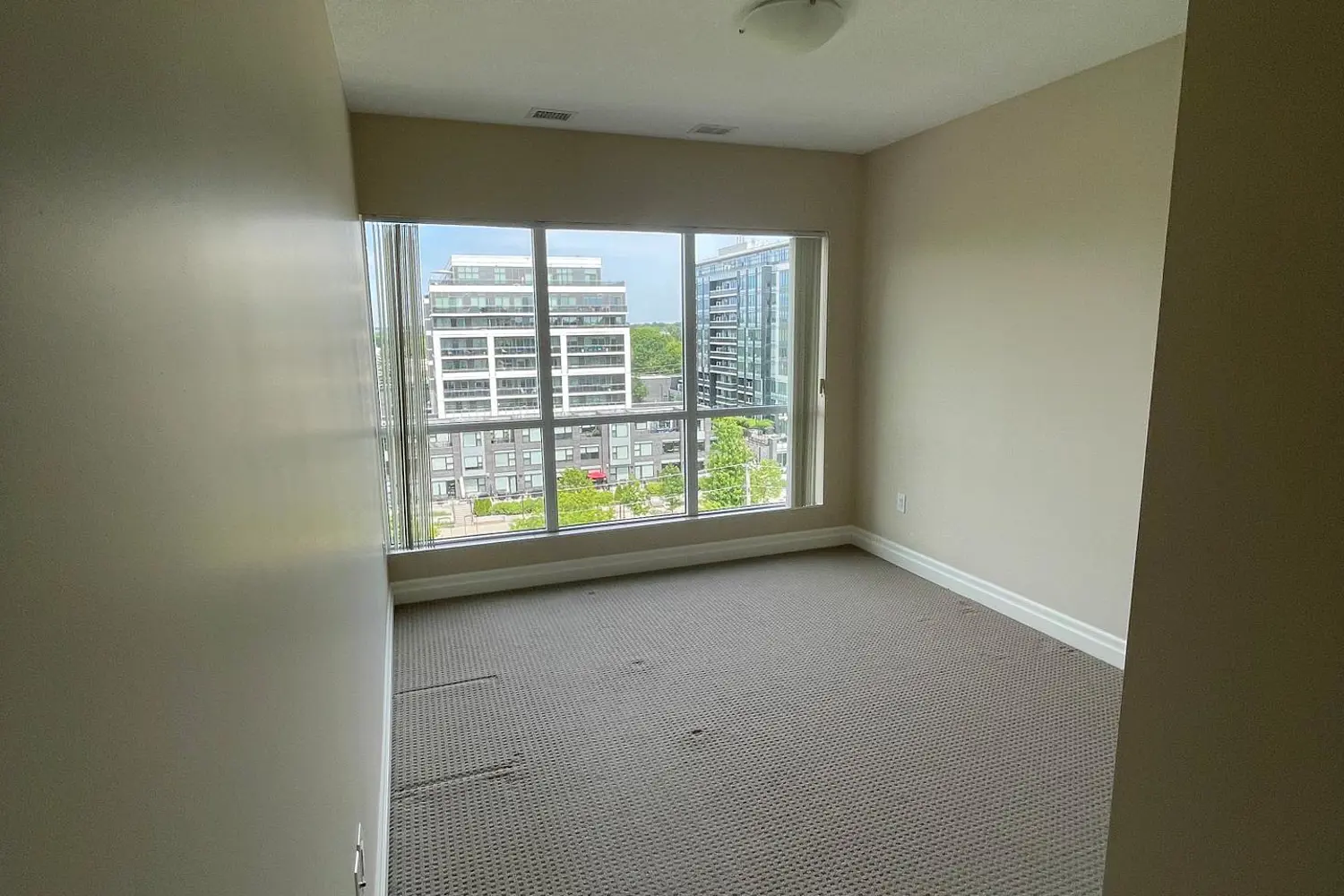 Additional image 9 of 150 Wellington Street Unit 612