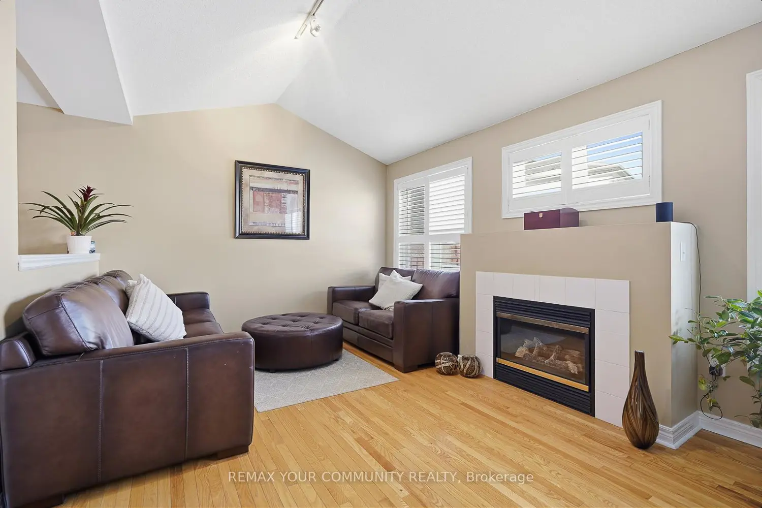 94 Sunridge Street photo 2