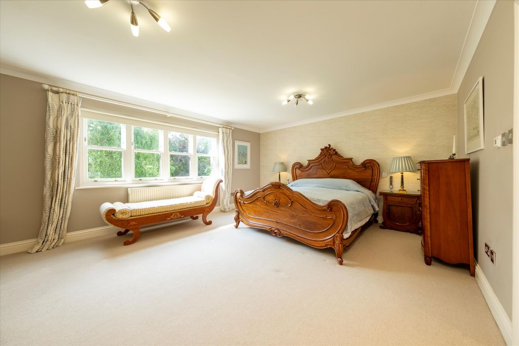 Additional image 12 of 7 bed detached house for saleMilton Lilbourne, Wiltshire SN9