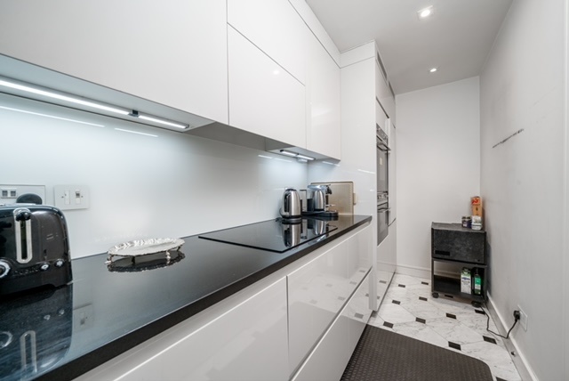 Additional image 10 of 1 Bed Flat, Tregunter Road, SW10, N1 7GU