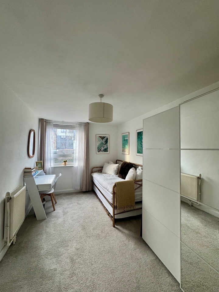 Additional image 5 of 2 Bed Maisonette, Pelter Street, E2, N1 7GU
