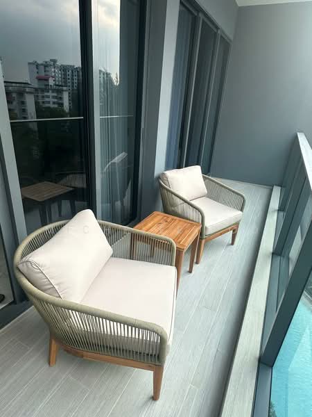 21 Stirling Road photo 5