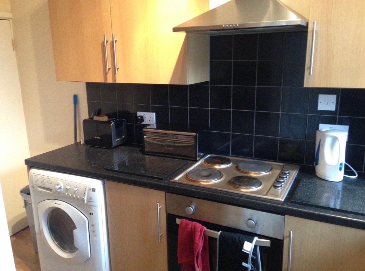 Additional image 5 of Room in a Shared House, Stanmore View, LS4, N1 7GU