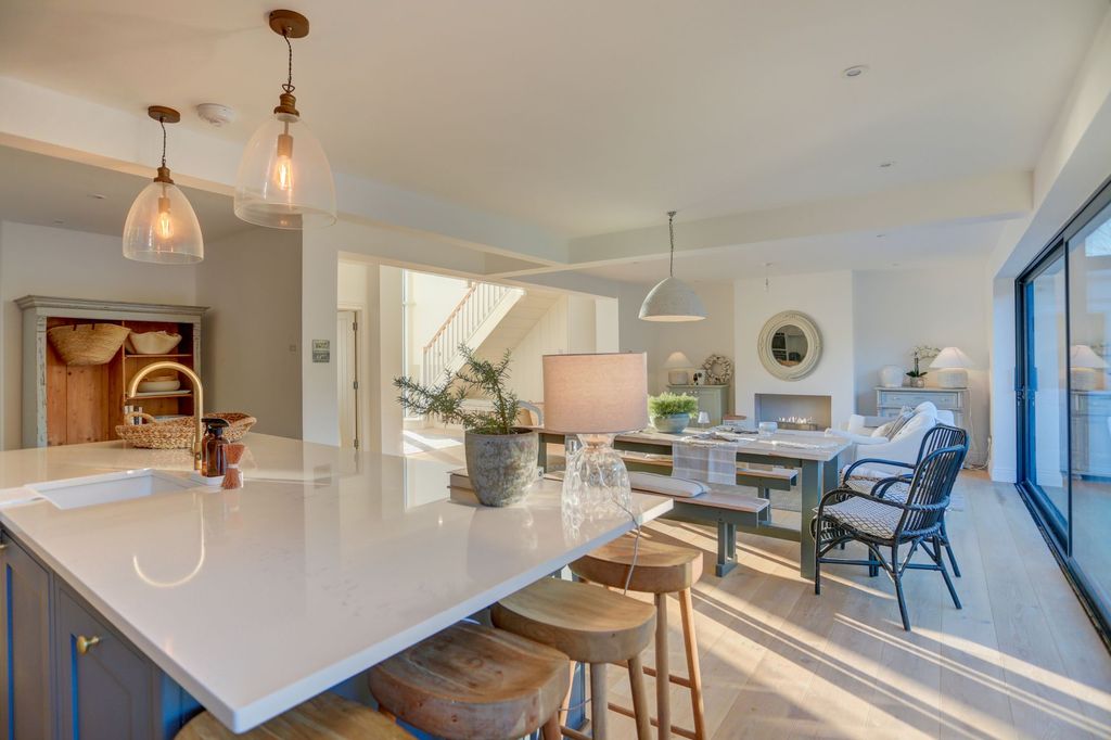 Additional image 7 of 7 bed detached house for saleRoedean Way, Brighton BN2