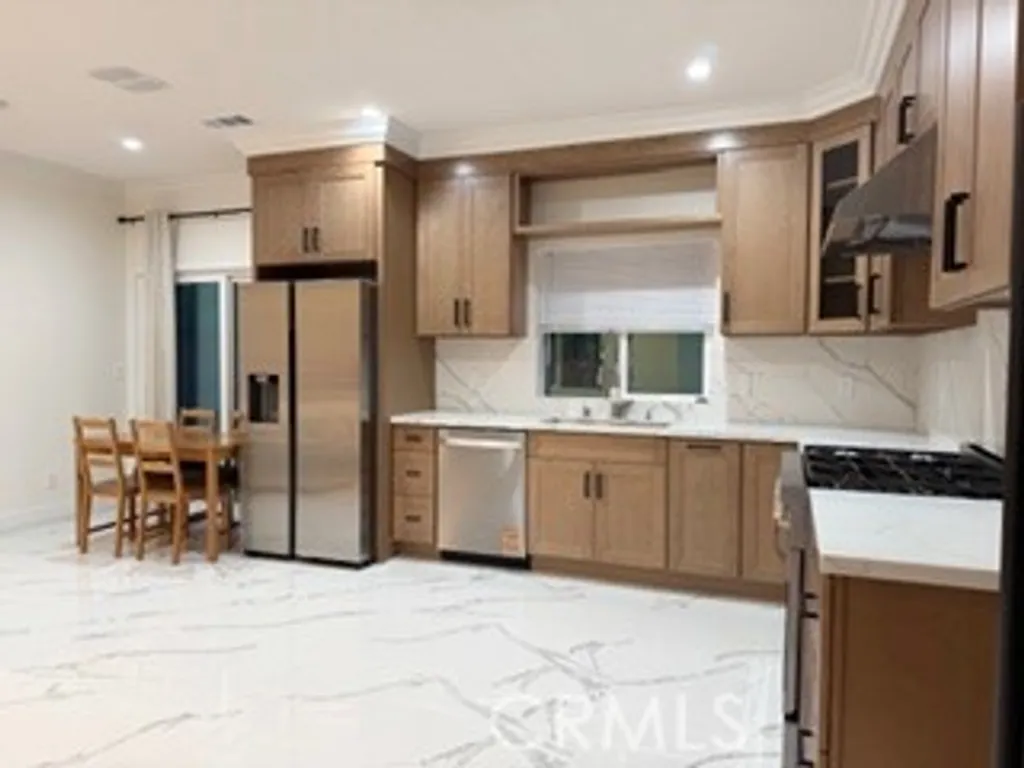 Additional image 3 of 10460 Crane Cir, Fountain Valley, CA 92708