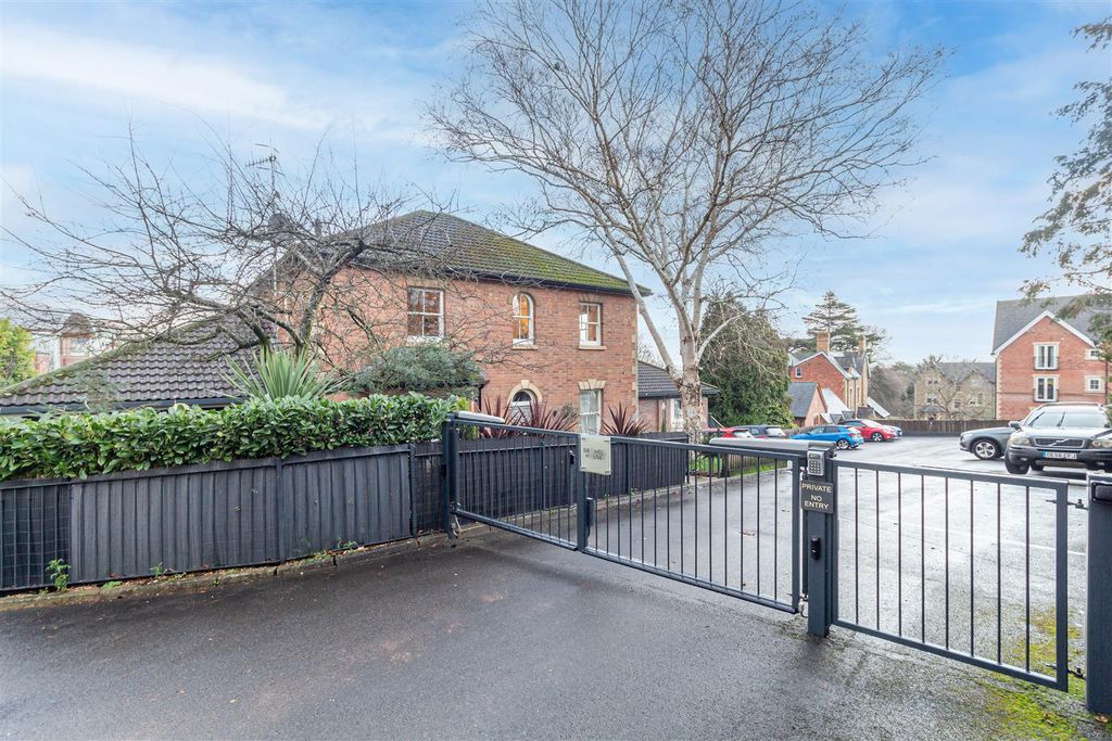Additional image 14 of 2 bed flat for saleBrunel House, Malvern WR14