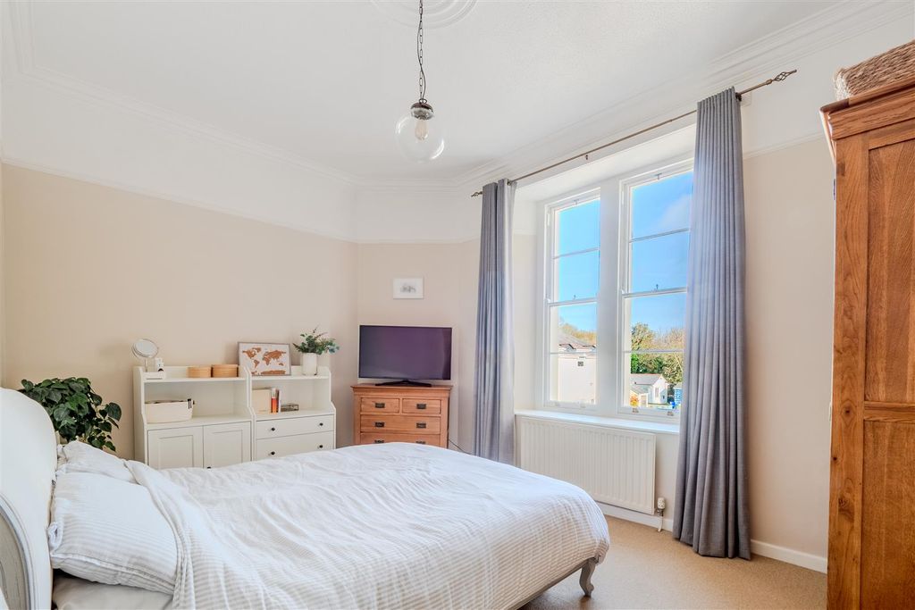 Additional image 10 of 2 bed flat for saleDial Hill Road, Clevedon BS21