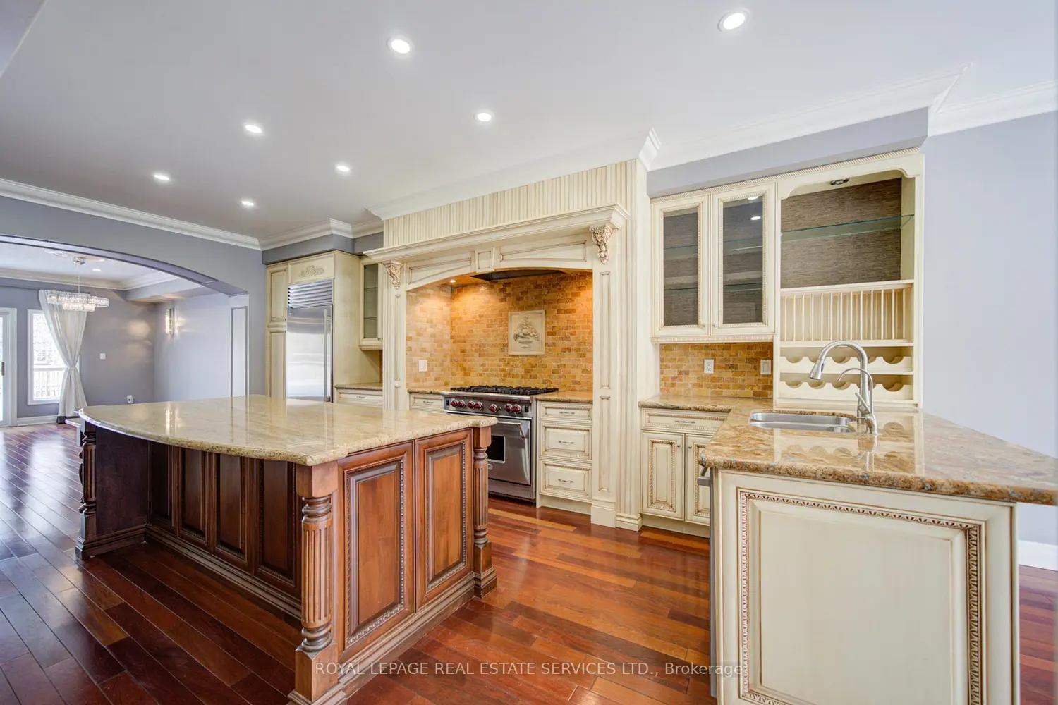 115 St. Lawrence Drive