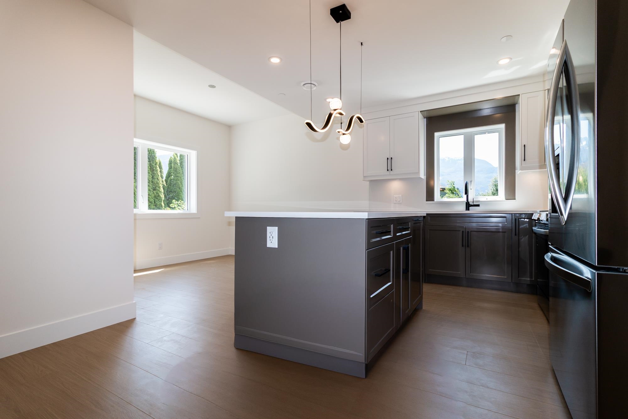 Additional image 3 of 38891 Garibaldi Avenue, Squamish, BC, V8B 0E8