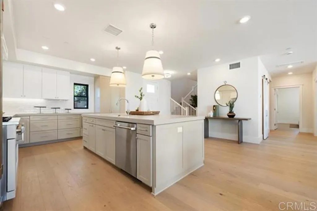 Additional image 11 of 3755 Adams Street, Carlsbad, CA 92008