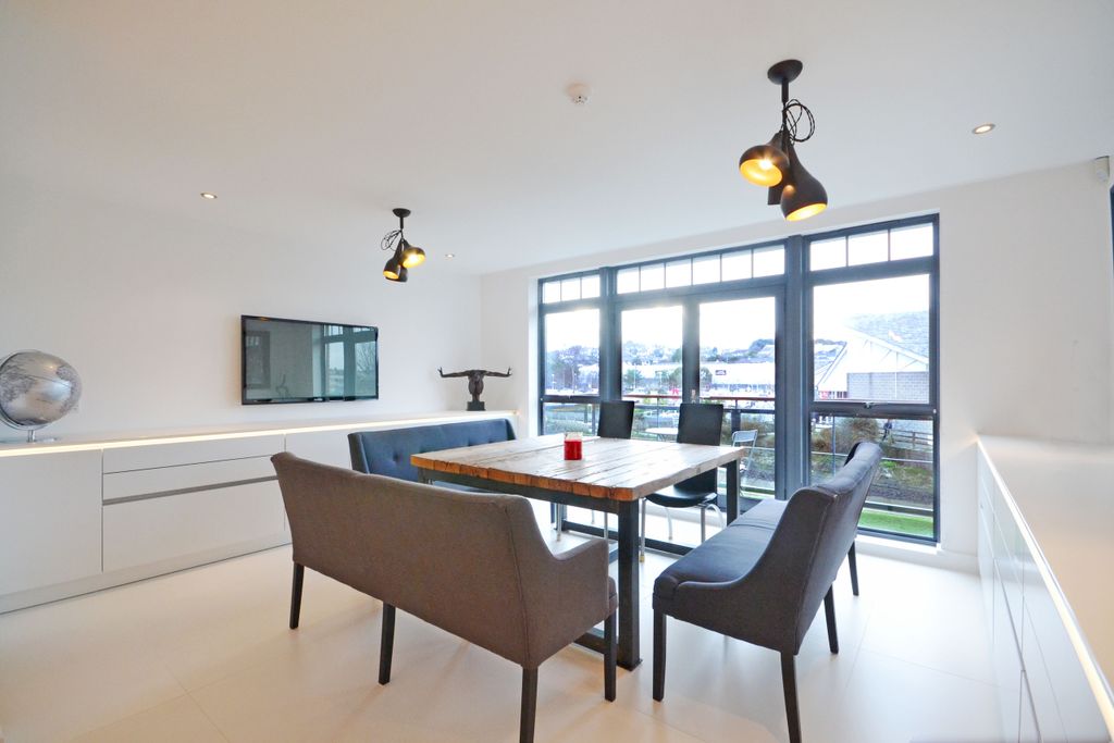 Additional image 3 of 4 bed flat for salePoltisco Wharf, Malpas Road, Truro, Cornwall TR1