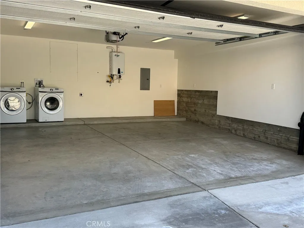 Additional image 26 of 929 E 68th Street Unit C, Inglewood, CA 90302