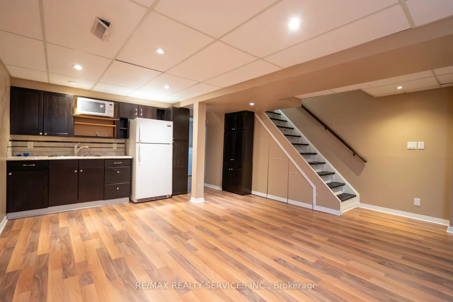 Additional image 16 of 4 Summertime Court