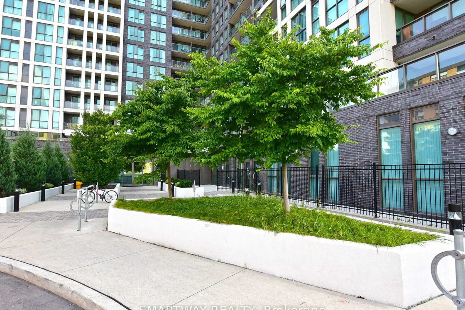 80 Esther Lorrie Drive 203, Toronto