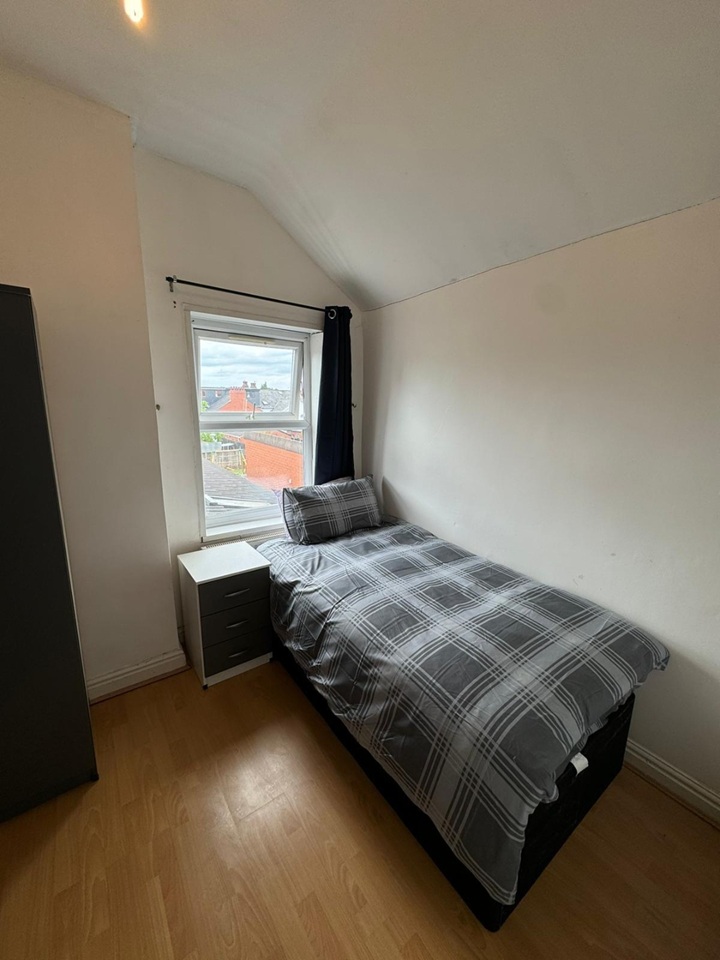 Additional image 15 of Room in a Shared House, Ellesmere Road, B8, N1 7GU
