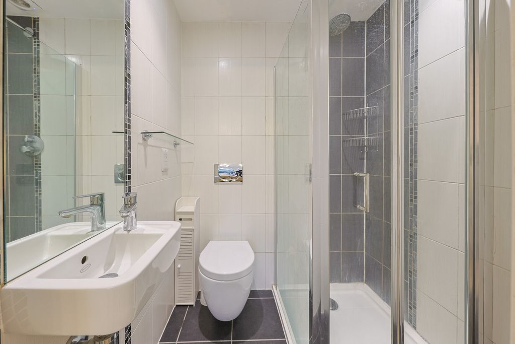 Additional image 12 of 2 bed flat for saleWest Hill, Oxted RH8