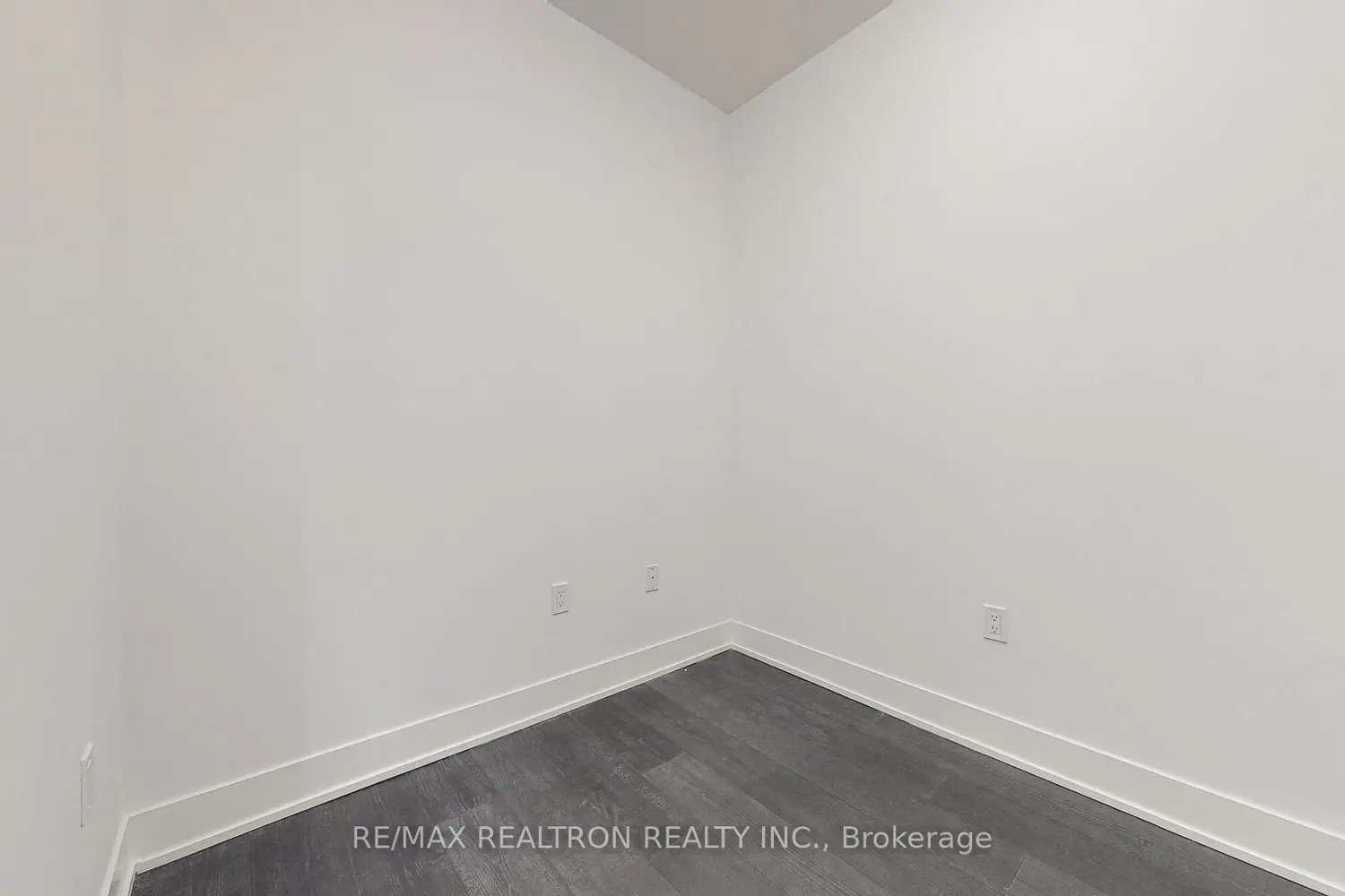 Additional image 2 of 2916 Highway 7 Road 904