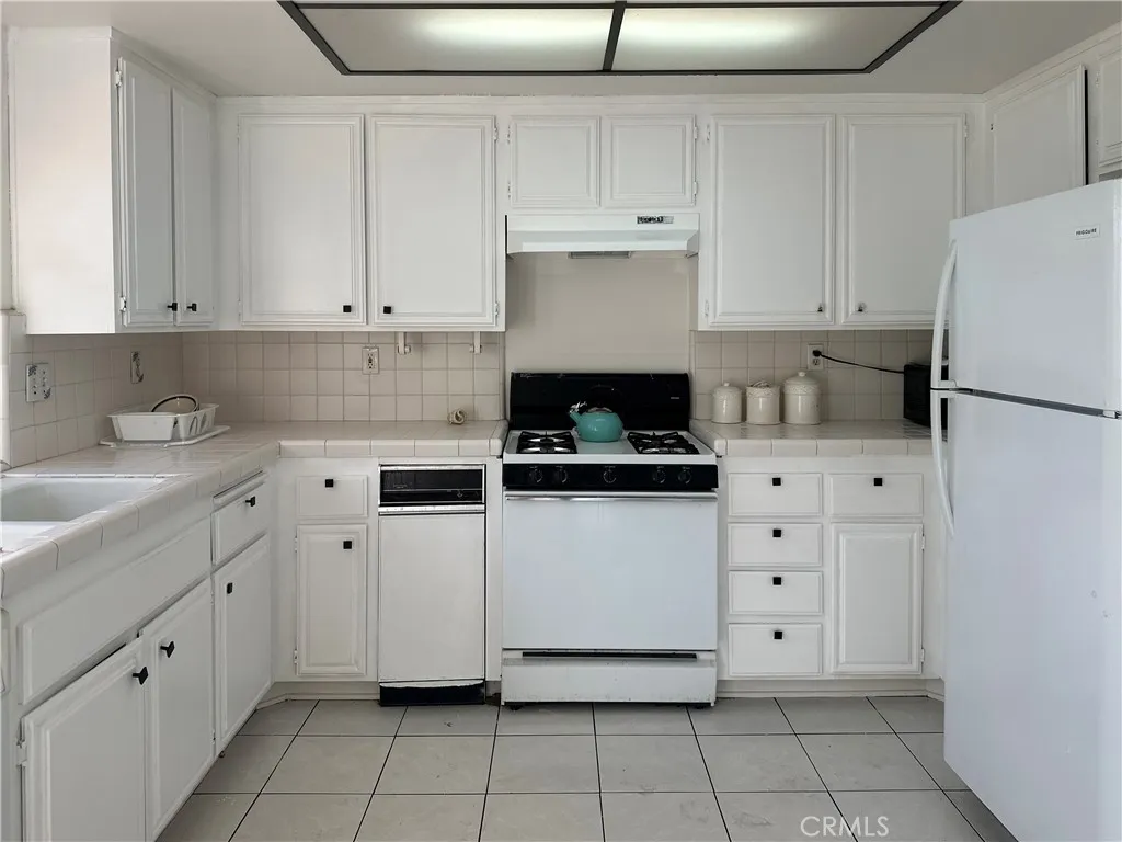 Additional image 8 of 22356 Valdemosa, Mission Viejo, CA 92692