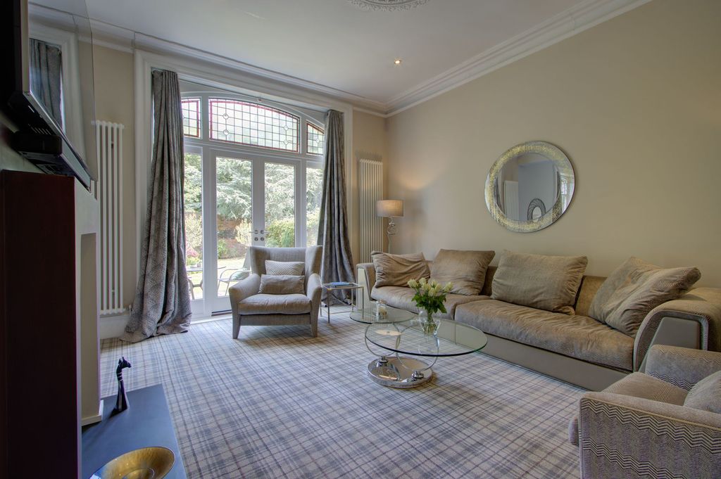 Additional image 12 of 5 bed detached house for saleHazelwood Villa, 17 Akenside Terrace, Newcastle Upon Tyne NE2