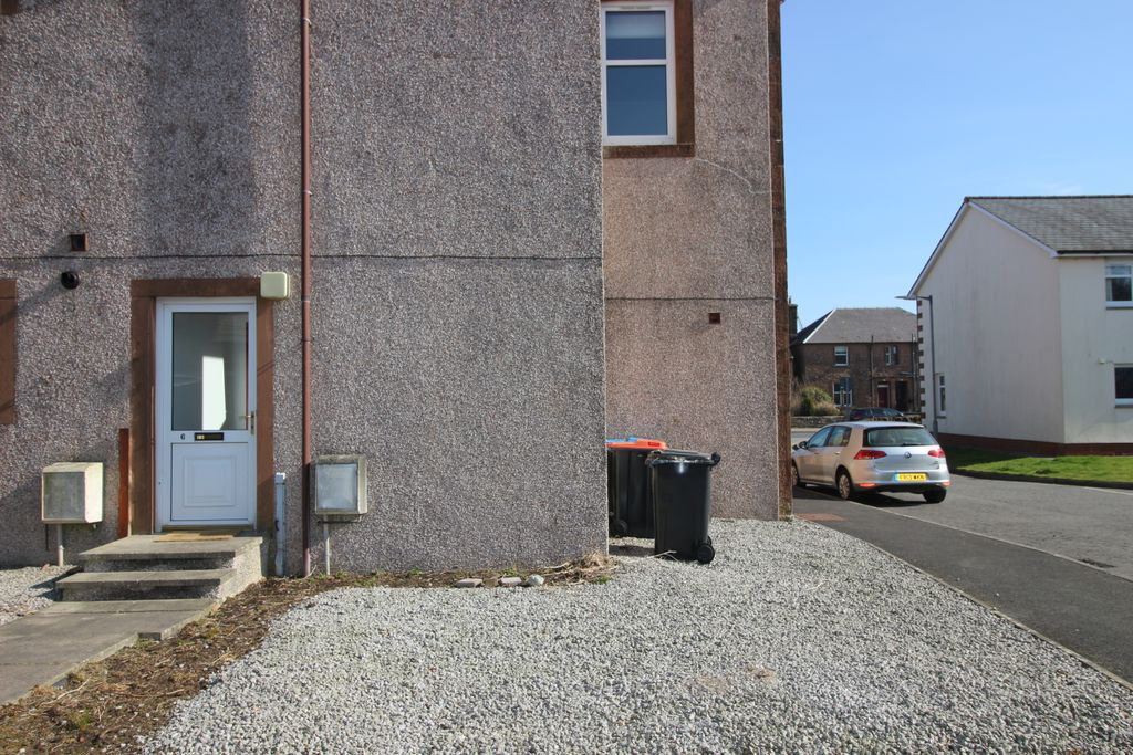 Additional image 2 of 3 bed flat for saleBalcastle Gardens, Lochmaben DG11