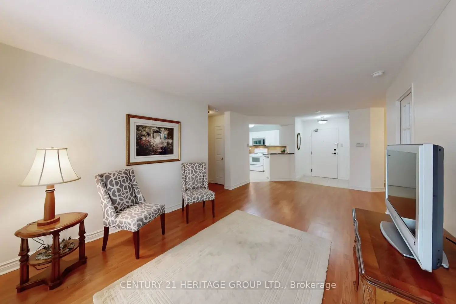 8501 Bayview Avenue 418 photo 5