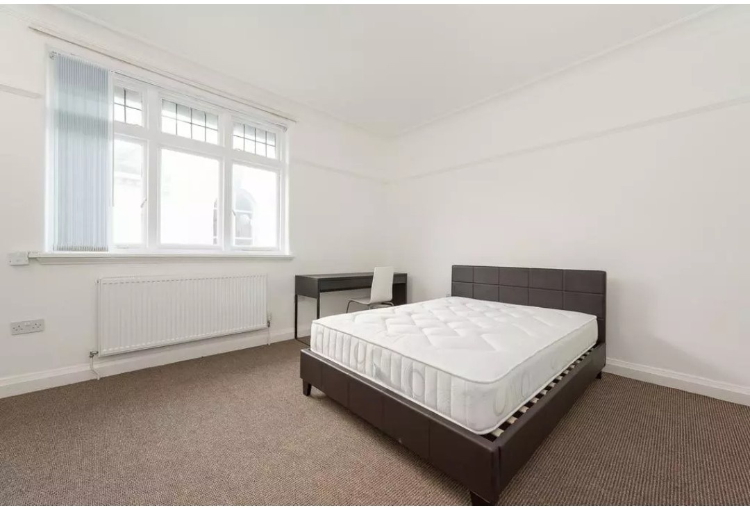 Additional image 4 of Room in a Shared House, Kingston Terrace, LS2, N1 7GU