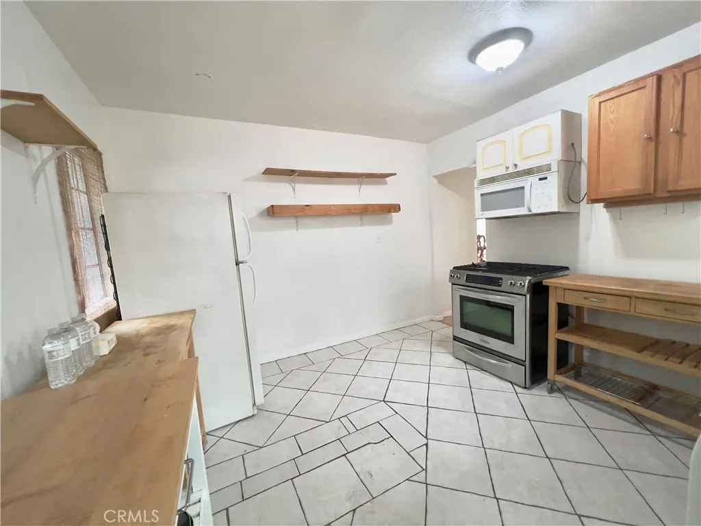 Additional image 28 of 1915 Echo Park Ave, Los Angeles, CA 90026