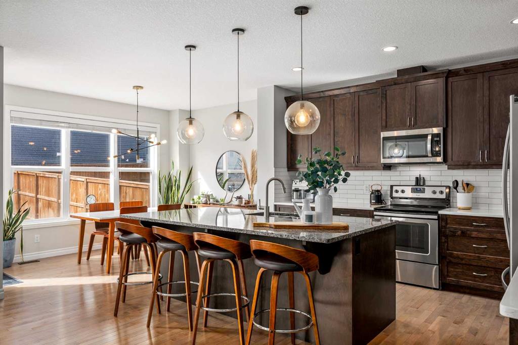 Additional image 2 of 192 Nolanhurst Heights NW, Calgary, AB, T3R 1S6