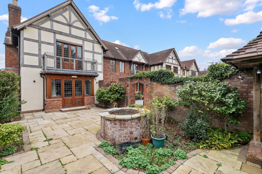 Additional image 45 of 14 bed detached house for saleStratford Road, Wootton Wawen, Henley-In-Arden B95
