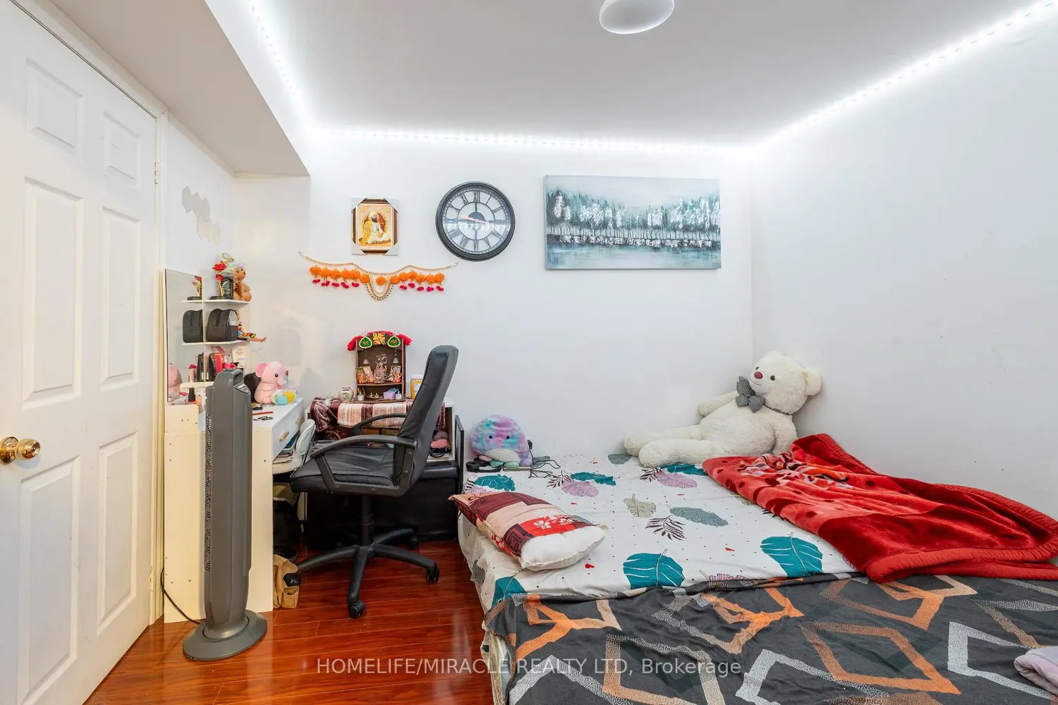 Additional image 18 of 12 Homeview Road