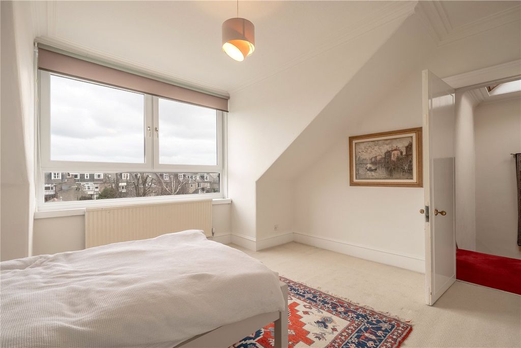 Additional image 17 of 4 bed flat for sale17 Hammersmith Road, Aberdeen AB10