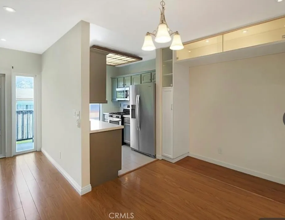 Additional image 14 of 409 Burchett St Unit 315, Glendale, CA 91203