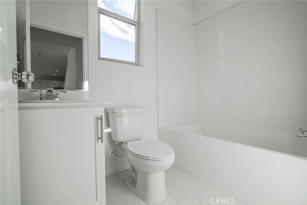 Additional image 13 of 4262 Empressa Cir, Lake Elsinore, CA 92530