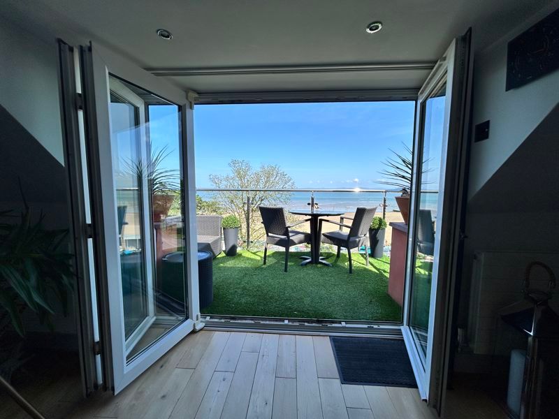 2 bed flat for sale49, Cayley Promenade, Rhos On Sea LL28