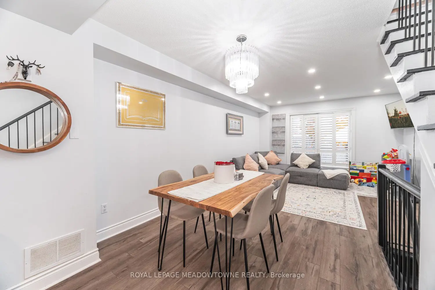 Additional image 3 of 5865 Dalebrook Crescent 15B