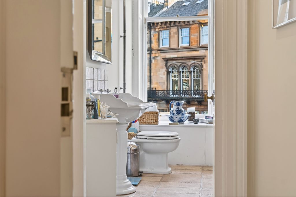 Additional image 44 of 4 bed flat for sale21 2 Rothesay Terrace, Edinburgh EH3