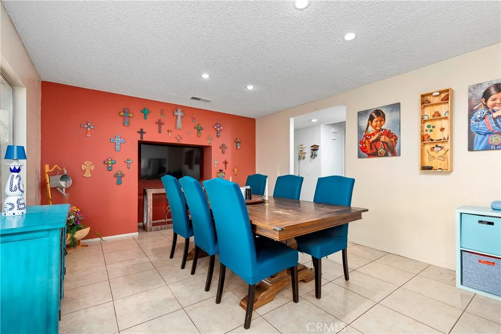 Additional image 10 of 2047 Westminster Dr, Palmdale, CA 93550