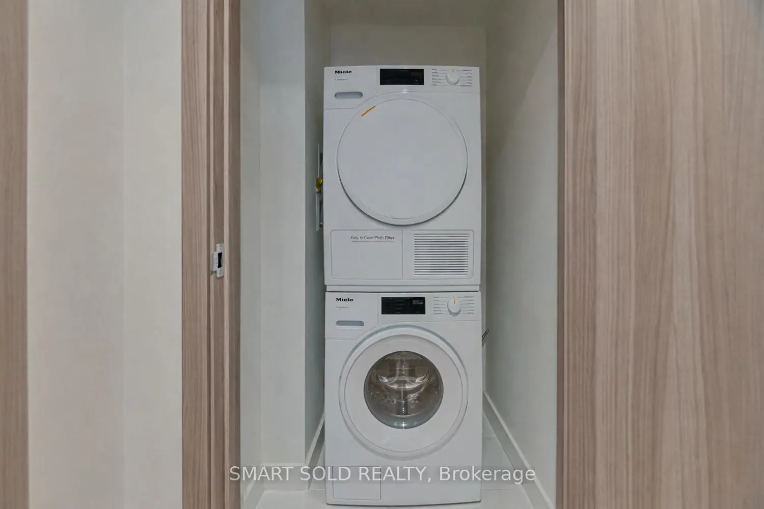 Additional image 10 of 85 Mcmahon Drive 3509