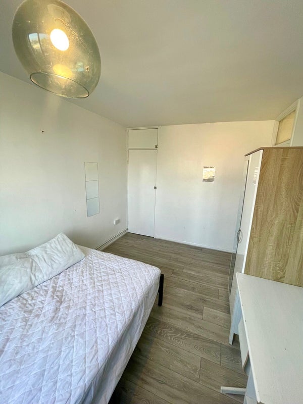 Additional image 3 of Room in a Shared Flat, Stepney Green, E1, N1 7GU