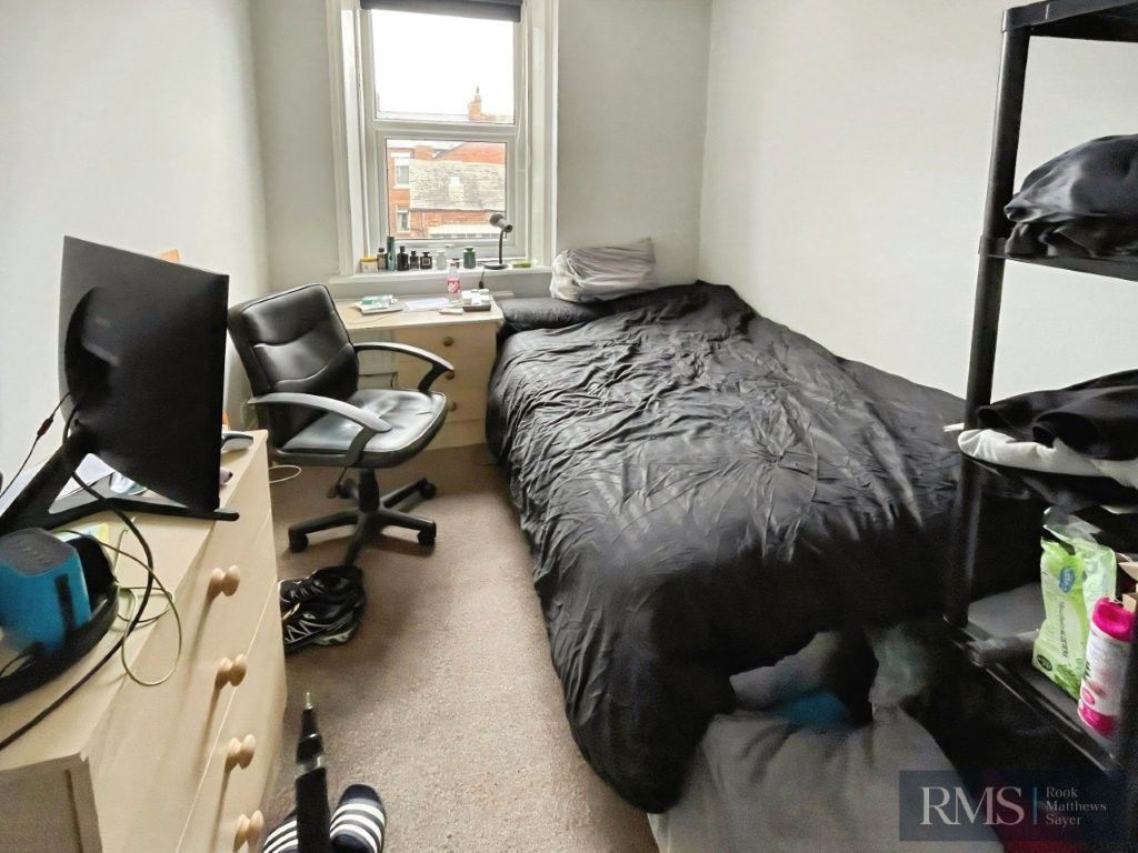 Additional image 4 of 6 bed flat for saleMyrtle Grove, Newcastle Upon Tyne NE2