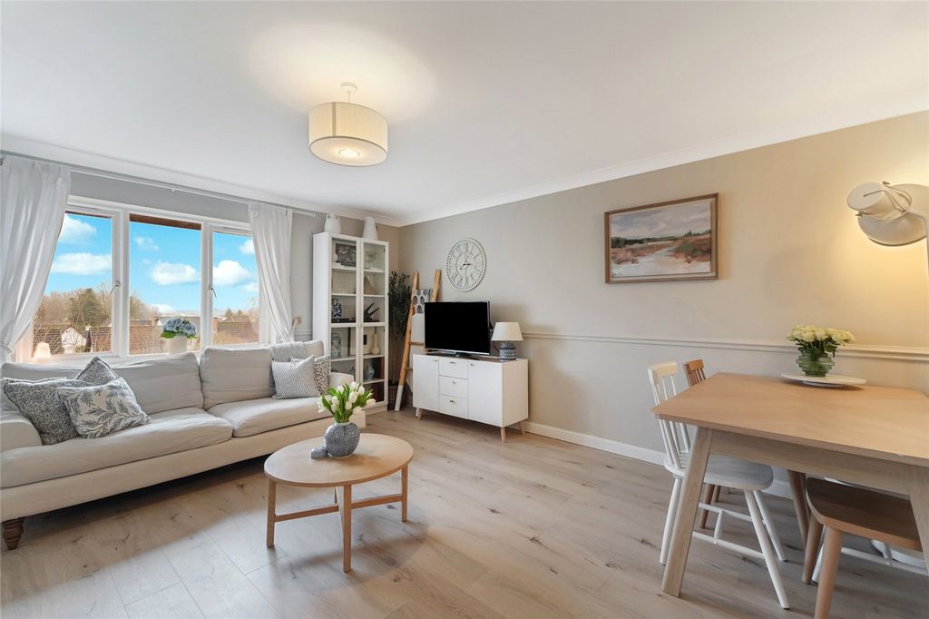 Additional image 3 of 3 bed flat for saleAnnfield Gardens, Stirling, Stirlingshire FK8