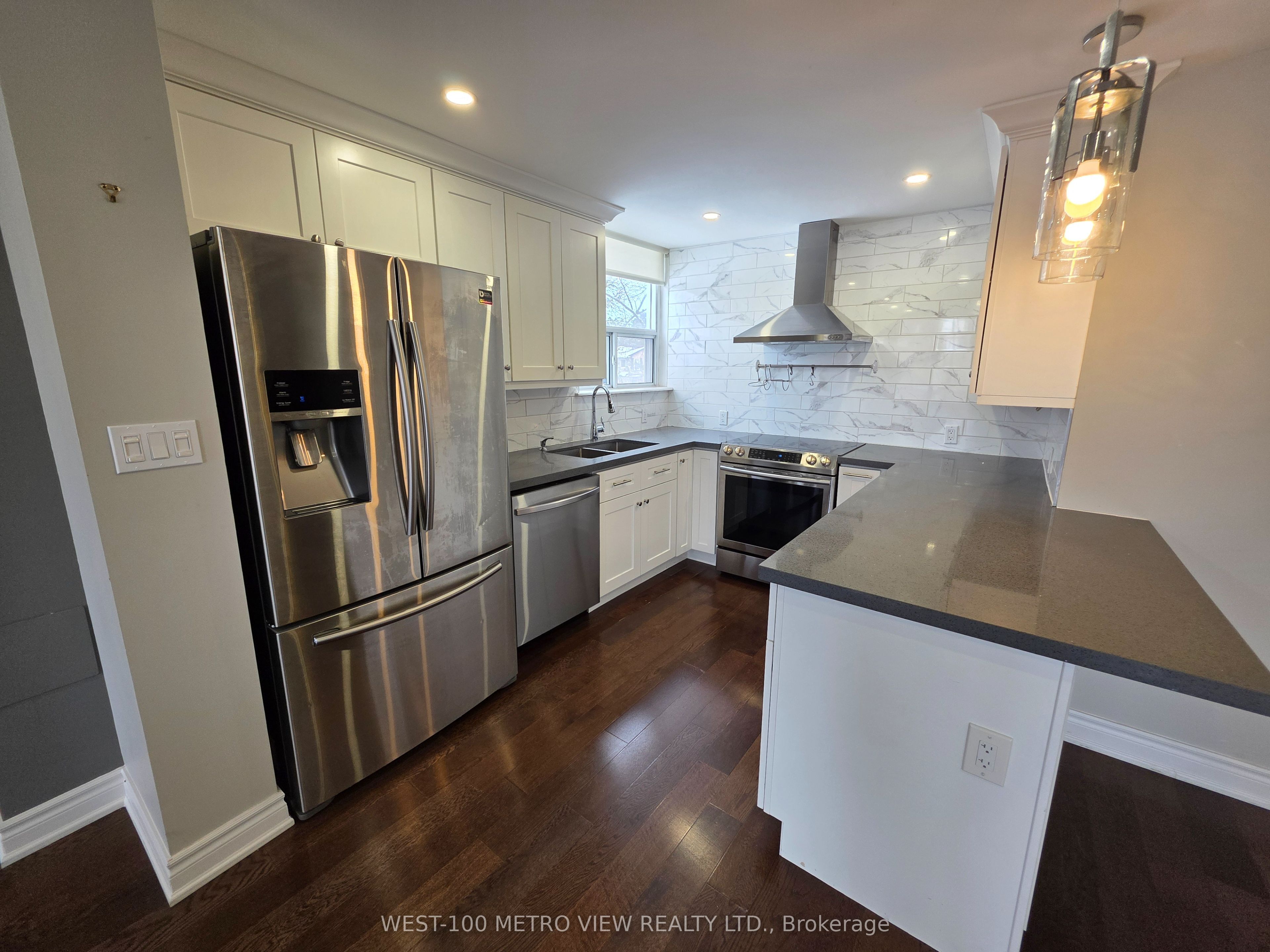 Additional image 2 of 202-1415 Ghent Avenue, Burlington, ON, L7S 1X4