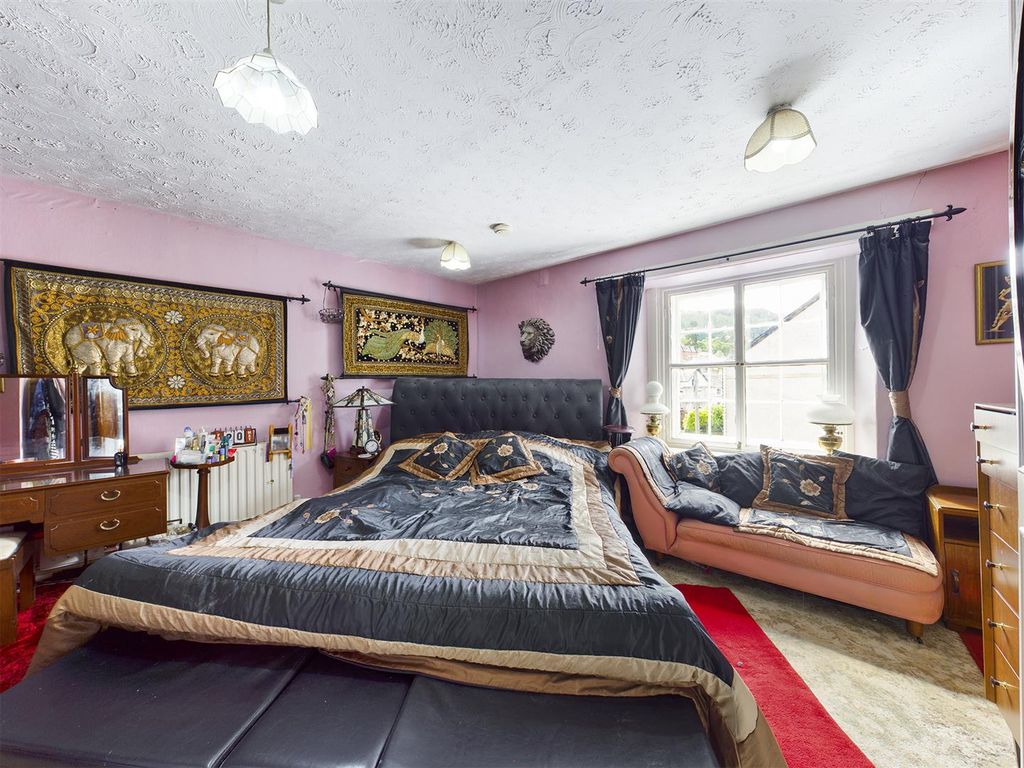 Additional image 9 of 9 bed property for saleRegent Street, Llangollen LL20